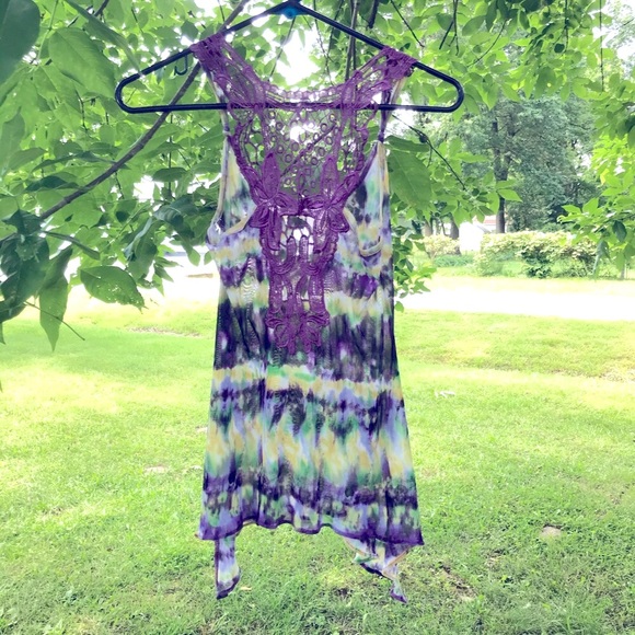 Semi sheer tie dyed crocheted back tank - Picture 3 of 14